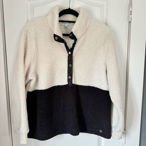 Calvin Klein Woman’s Black/ White Teddy Fluffy Soft And Cozy Sweater Size L